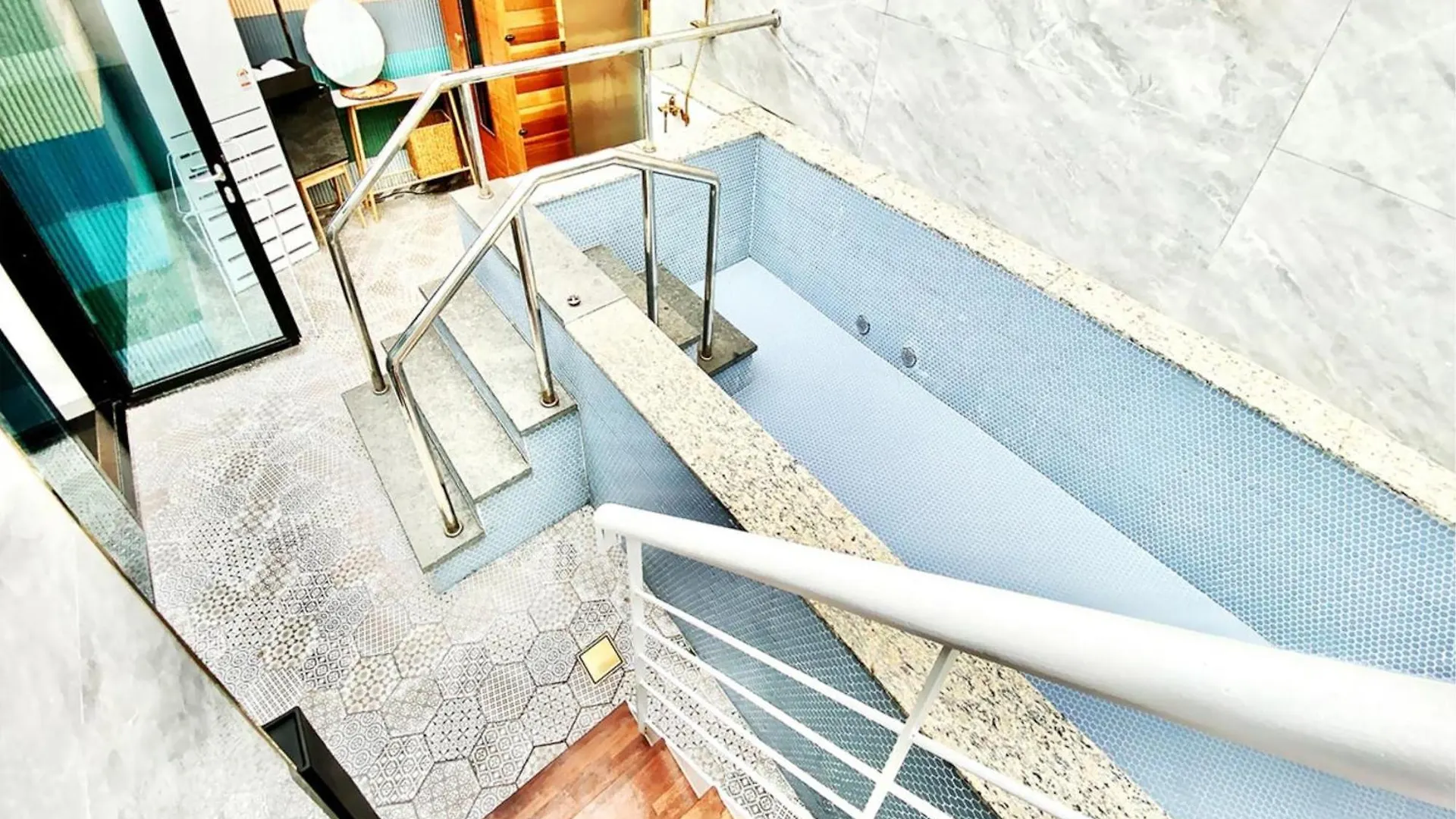 Garden Pool Villa Lee Chung Jung 首爾